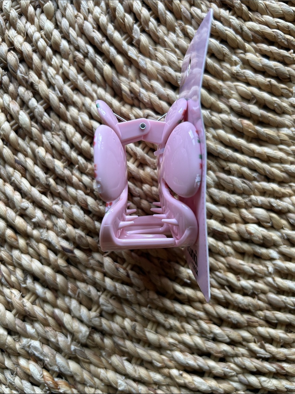 5/$10 Cherry hair clip - Picture 2 of 6